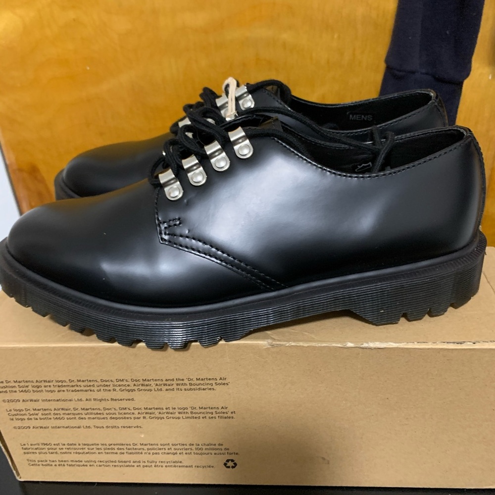 DR. Marten black shoe